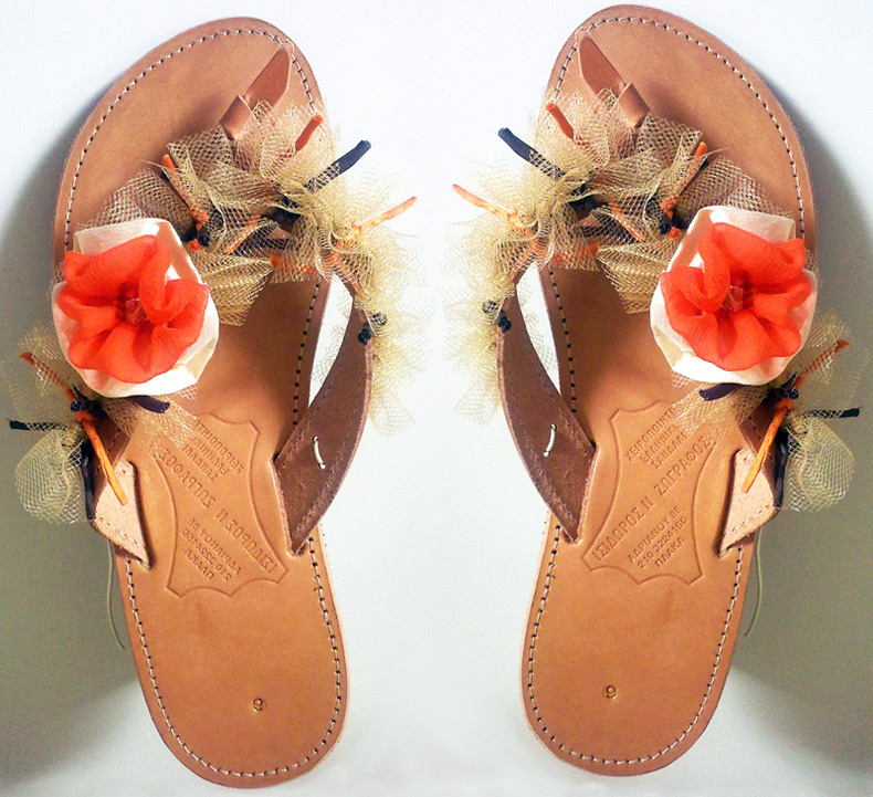 Faire des fleurs à partir de tissu à l'aide de petits pains et de fers à repasser