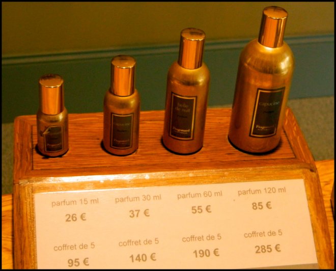 Production et vente de parfumerie de Grasse