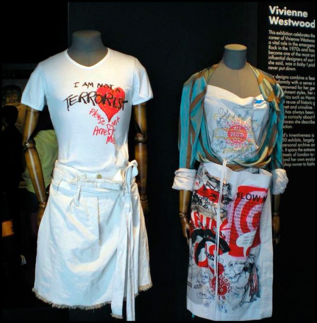 Vivienne Westwood, robes