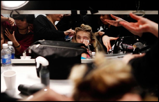 Soin des cheveux et mannequin à la Fashion Week