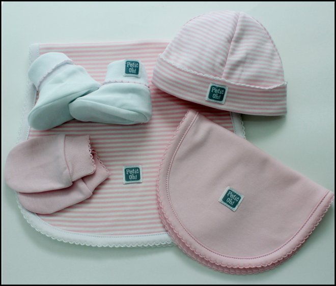 Vêtements à la mode pour bébés