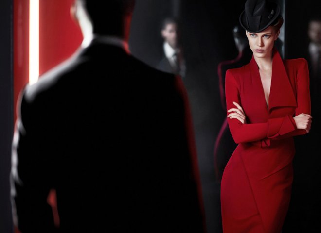 Entreprise de publicité, photographe Russell James