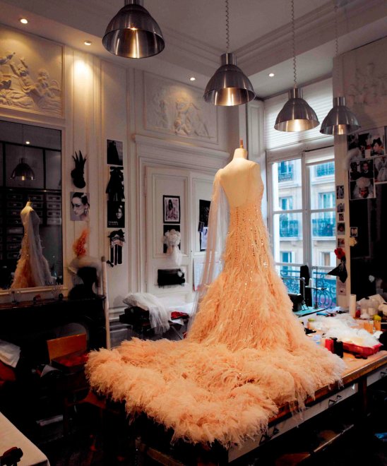 Décors de plumes et de fleurs de la Maison Lemarier