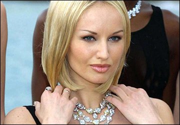 Top modèle Adrian Sklenarikov