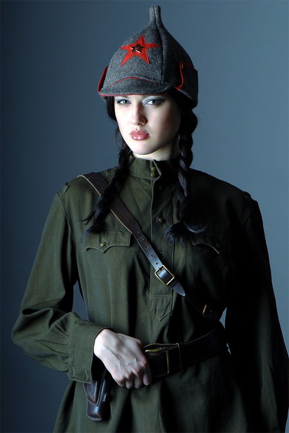 Fille en photo de budenovka