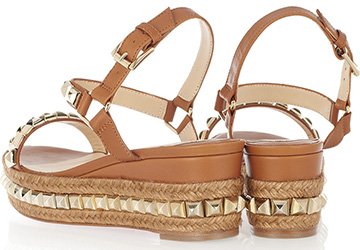 Chaussures de plage à la mode