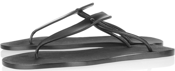 Tongs femme à la mode printemps-été 2026 photo