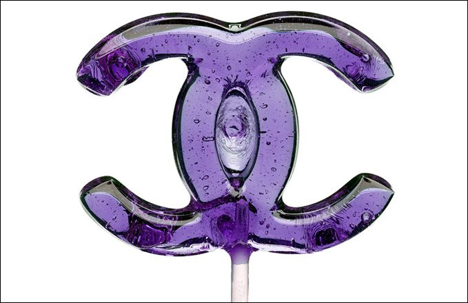 Vêtements à la mode et psychologie du succès