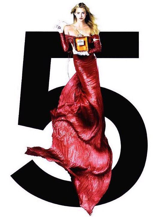 photo publicitaire de parfum