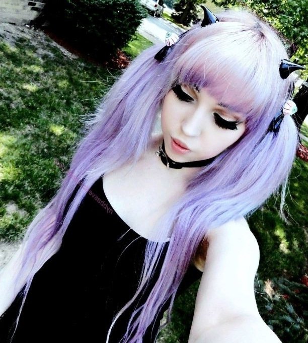 nuances de cheveux brillantes et inhabituelles