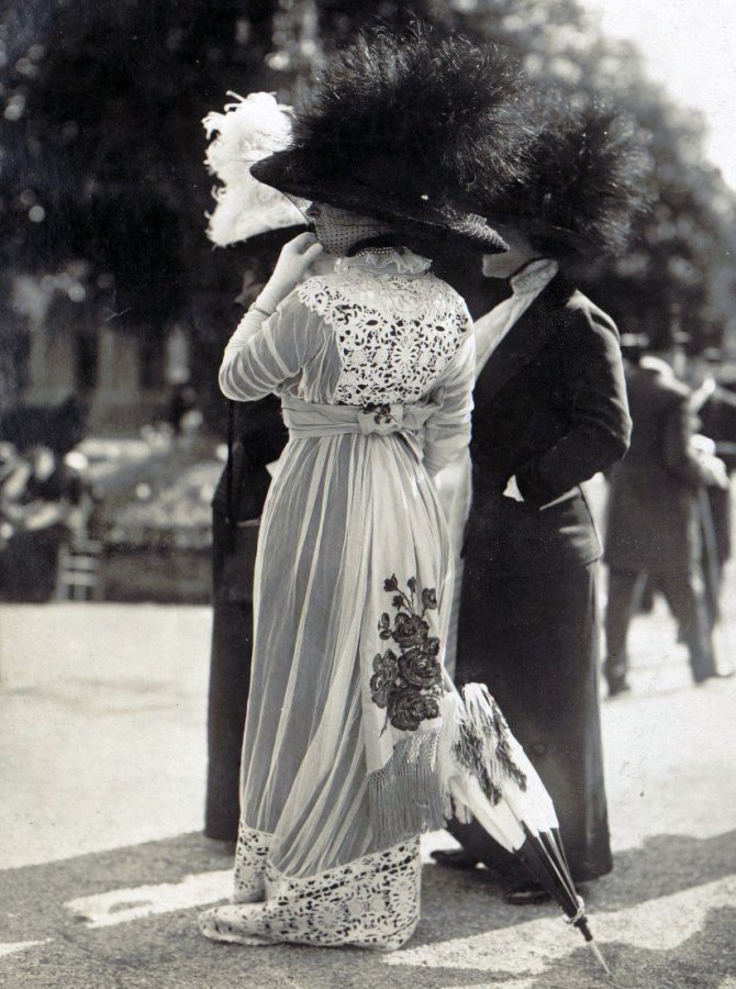 Chapeaux à plumes, photo