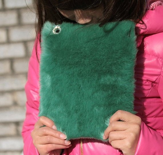 Fille avec tablette, photo