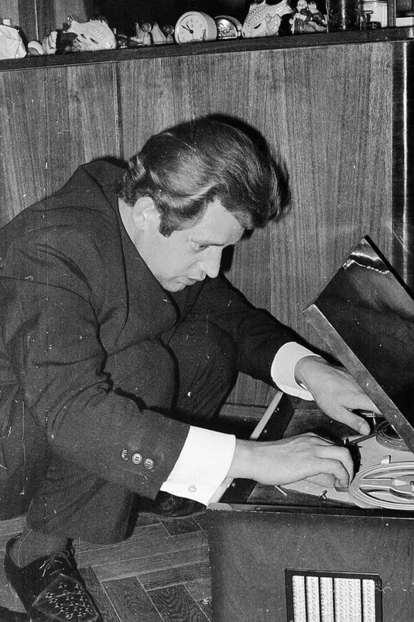 Ancien magnétophone soviétique, photo