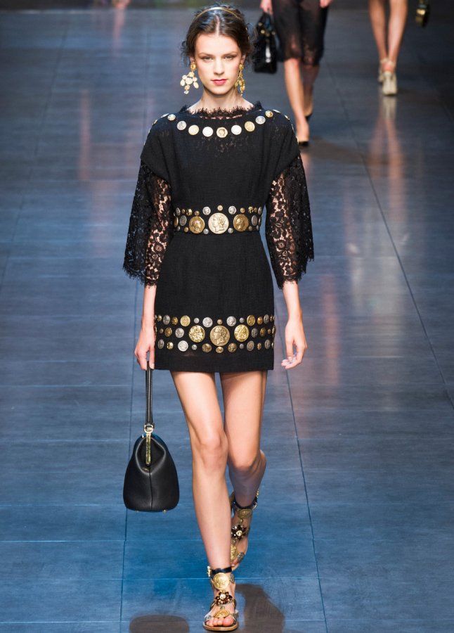 Robe noire Dolce & Gabbana, photo