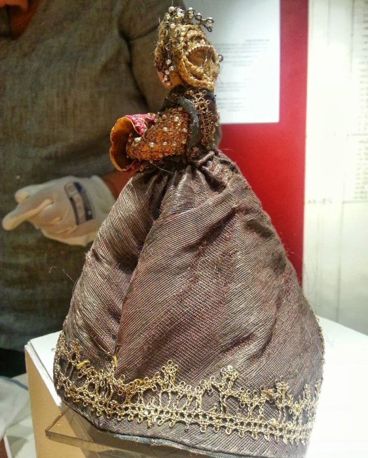 Poupée ancienne Pandora, photo