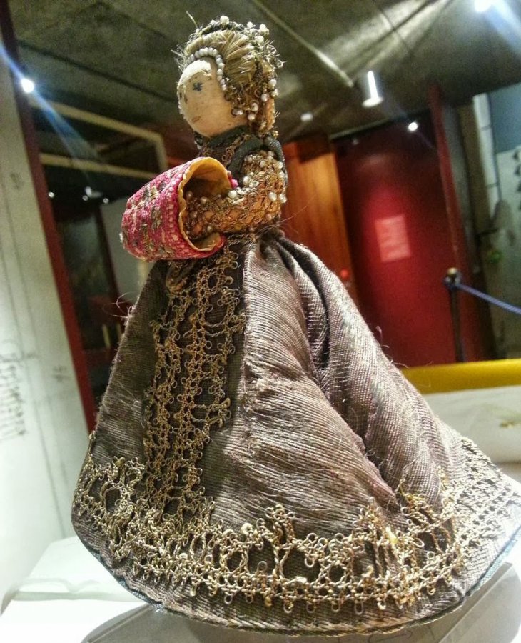 Poupée ancienne Pandora, photo