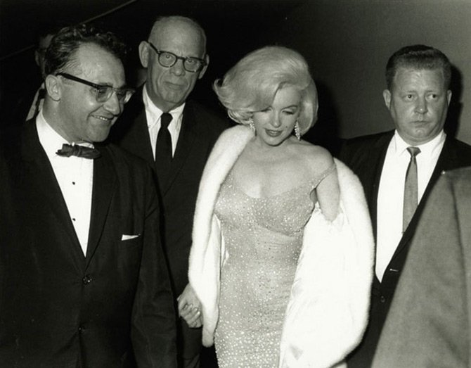 Robe Marilyn Monroe - joyeux anniversaire Monsieur le Président