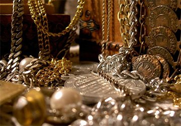 Comment porter de gros bijoux et bijoux fantaisie