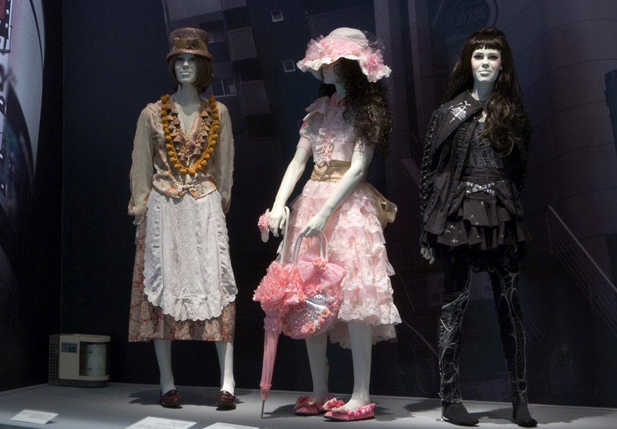 L'éducation à la mode à travers les livres de mode et d'art