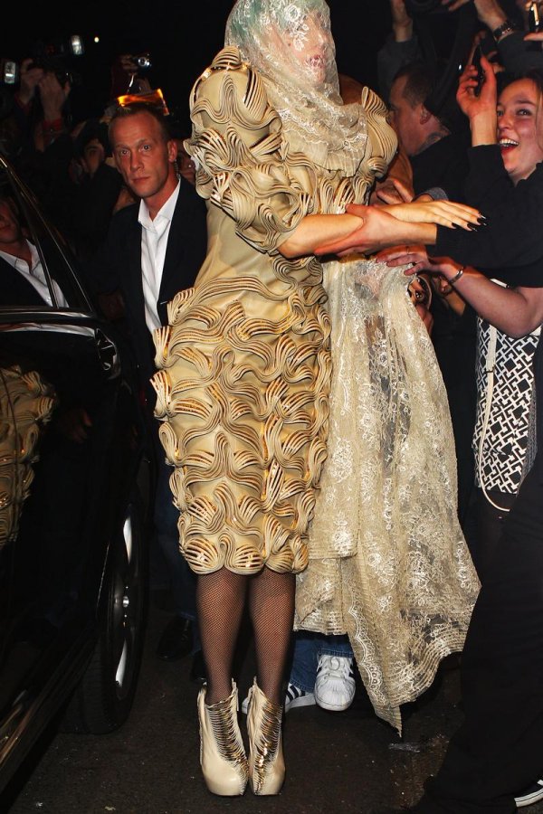 La plus belle robe de Lady Gaga