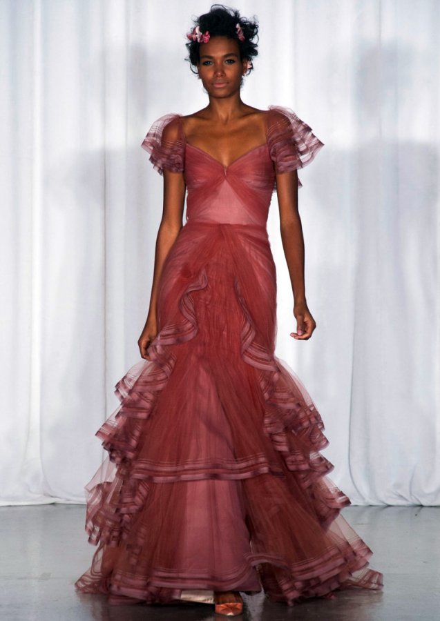 Robe de soirée à la mode Zac Posen 2026