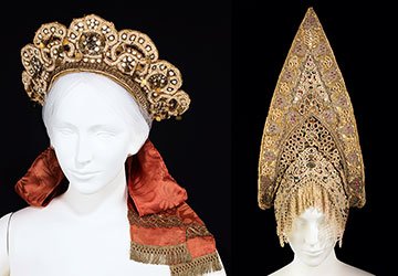 Colliers de perles et kokoshniks avec perles