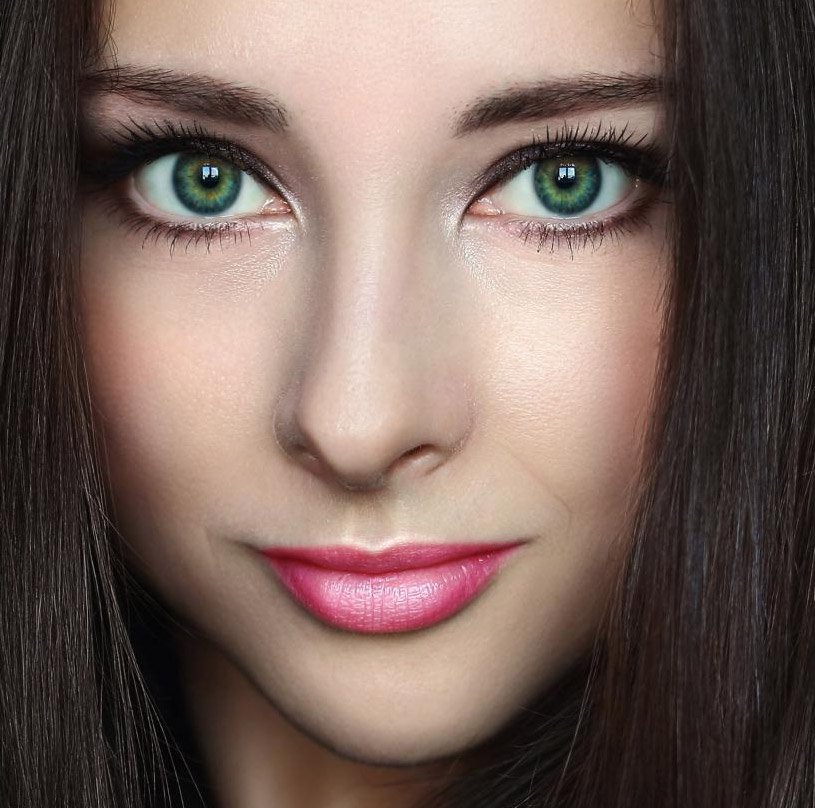 Fille aux yeux verts, photo