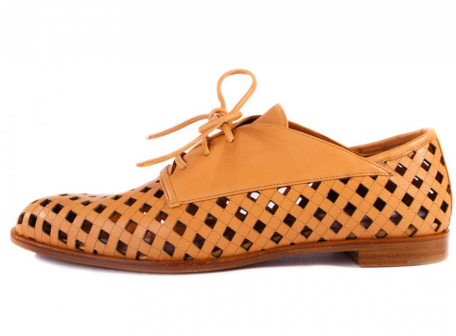 Chaussures pour hommes dans la garde-robe des femmes 2026