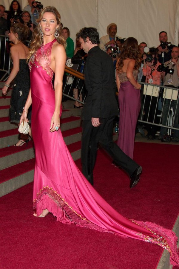 Robe longue rose, photo