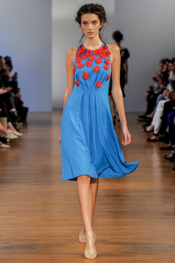 Robe fleurie d'été 2026