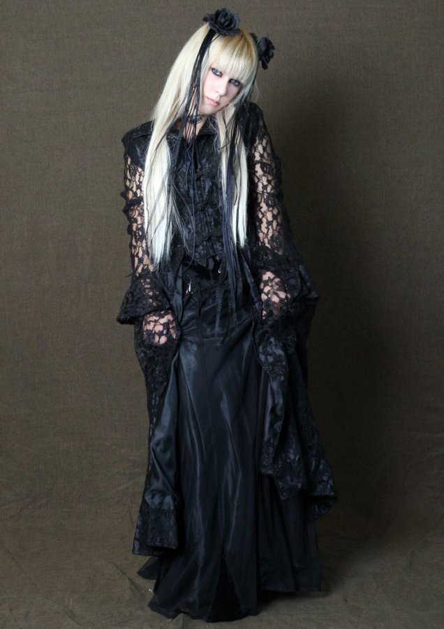 Fille de style gothique