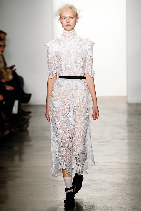 Robes en dentelle Automne Hiver