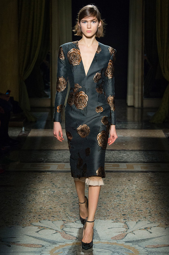 Robes à fleurs pour l'automne et l'hiver