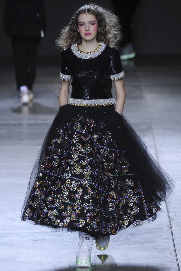 Robe à paillettes scintillantes