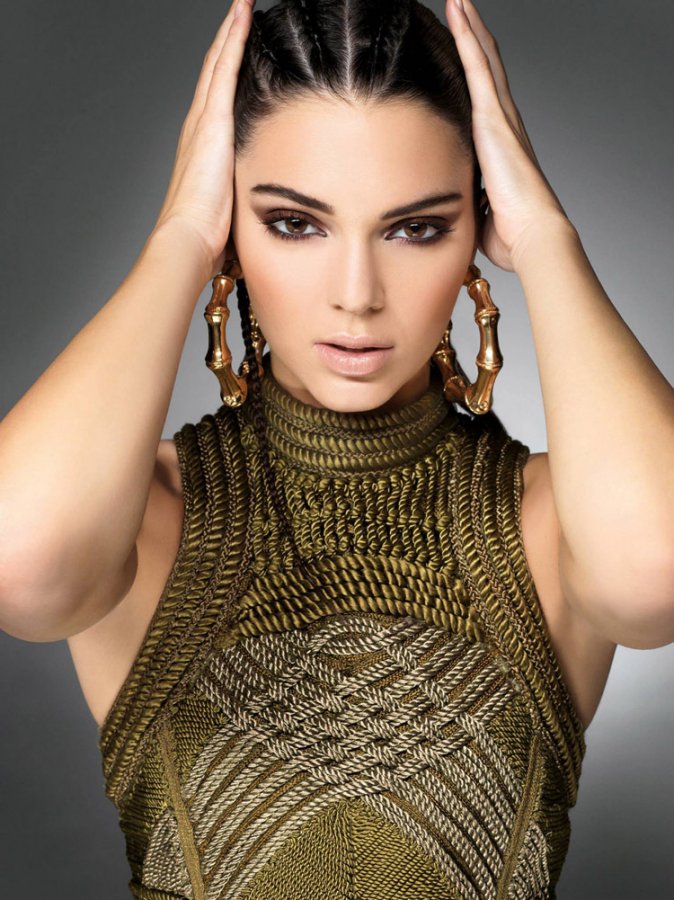 Jenner Kendall pour Balmain