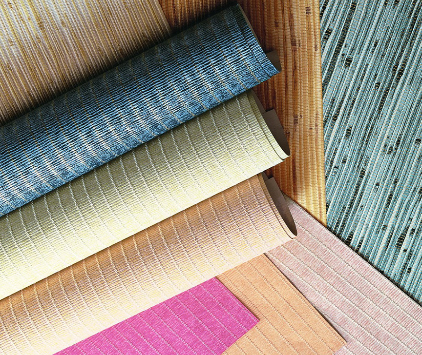 Combinez du papier peint pour le salon