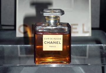 Parfumerie au parfum de cuir