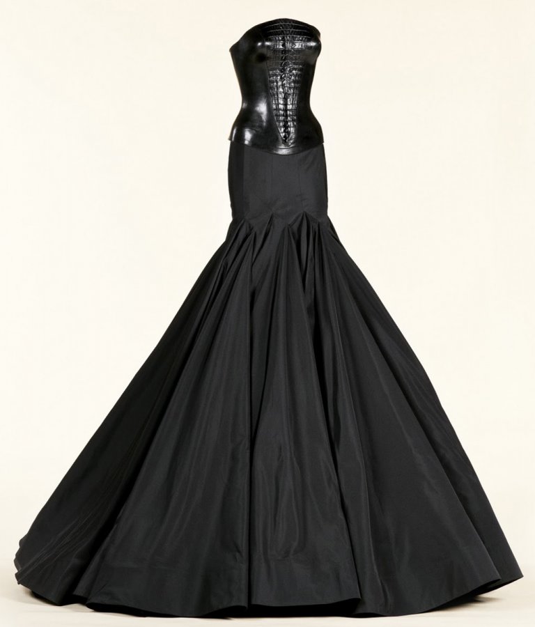 Belle robe de la créatrice Azzedine Alaya