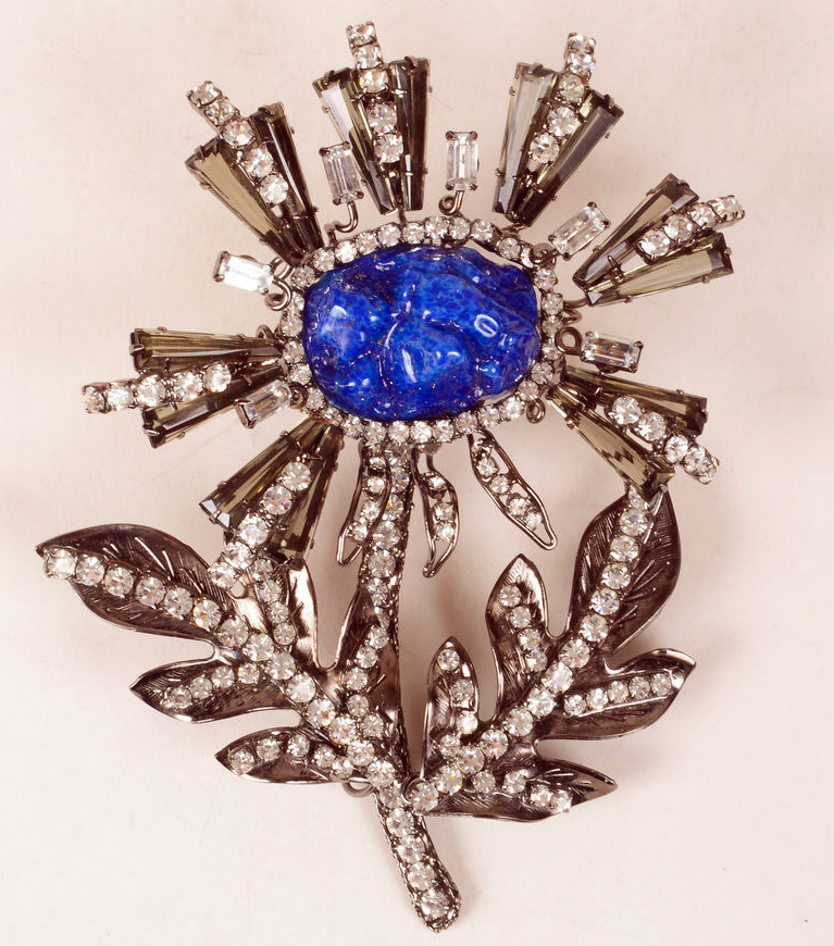 Broche pour le Nouvel An