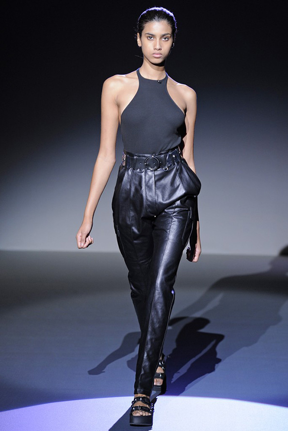 Pantalon en cuir - 17 modèles 2026