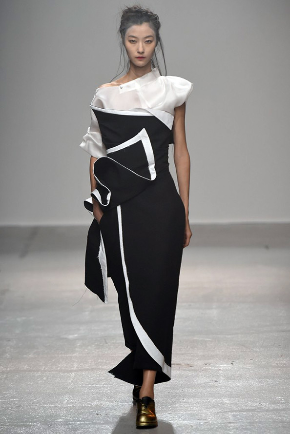 Robes noires et blanches 2026