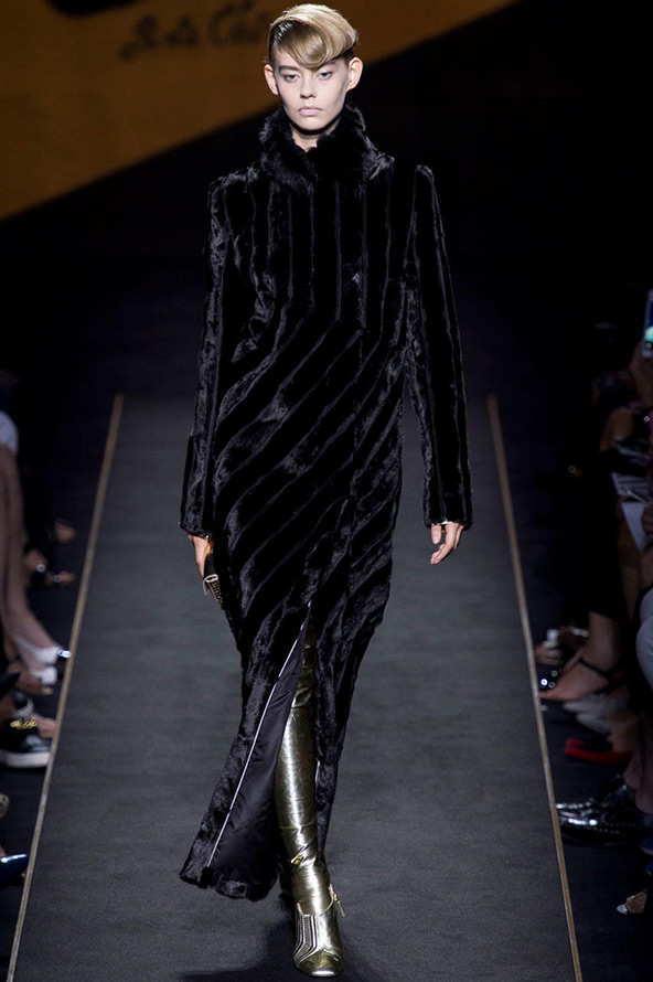 Manteaux de fourrure et autres produits en fourrure Fendi 2025-2026