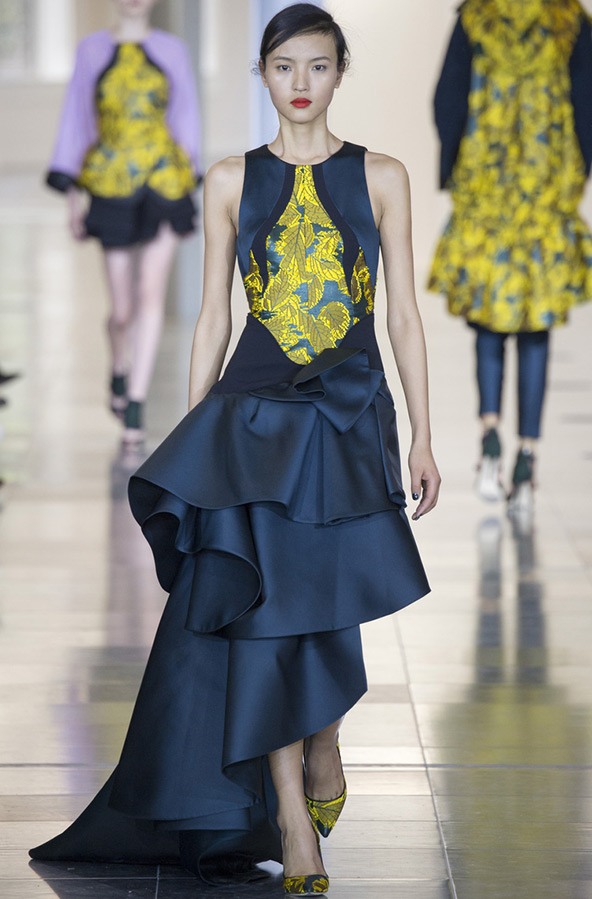 Robe asymétrique Antonio Berardi