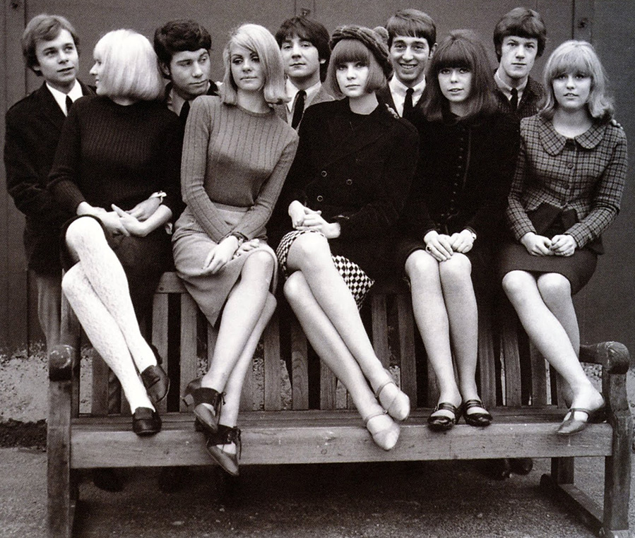 Mode et coiffures des années 60