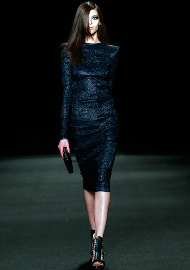 Robe moulante à la mode