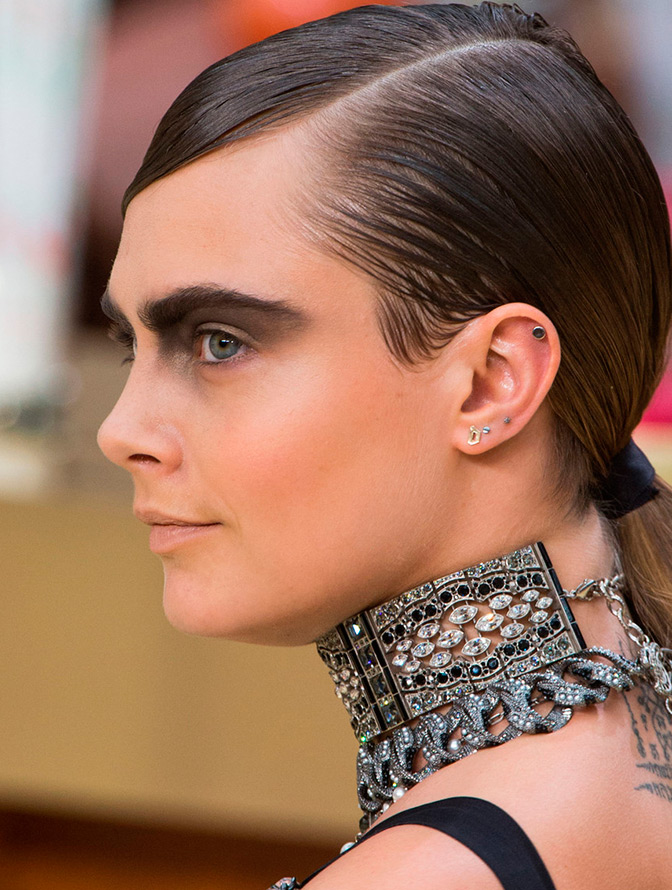 Colliers de mode et autres bijoux de cou