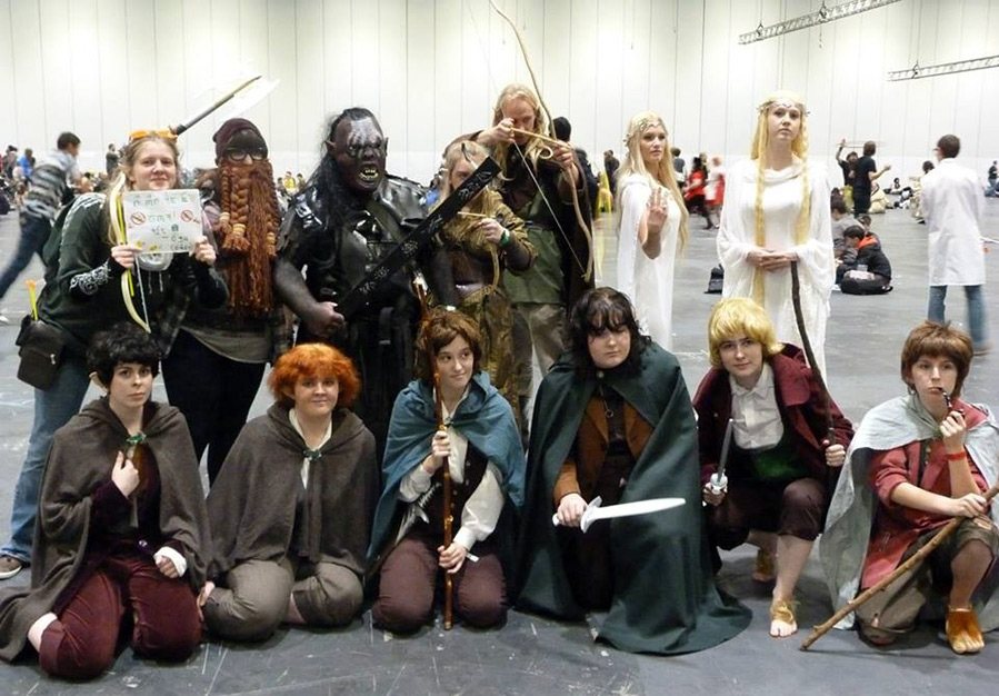 Costumes et images des Tolkienistes