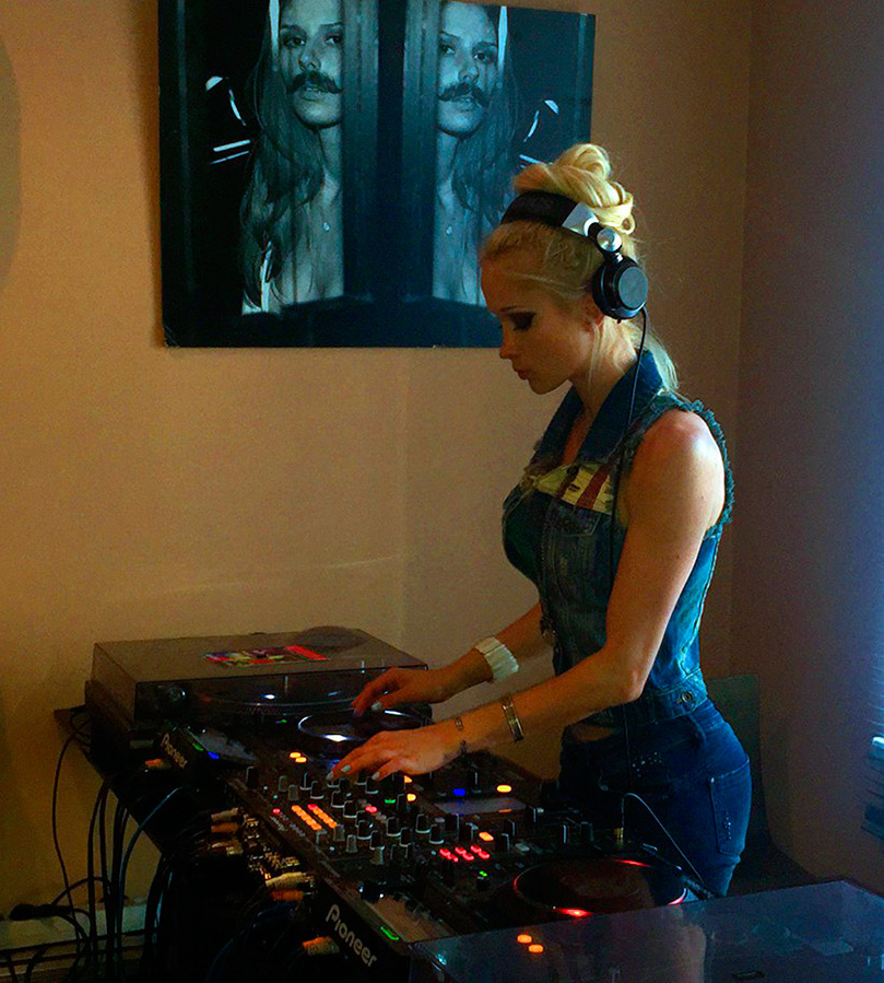 Valeria Lukyanova - interview pour le magazine stylenow.techinfus.com