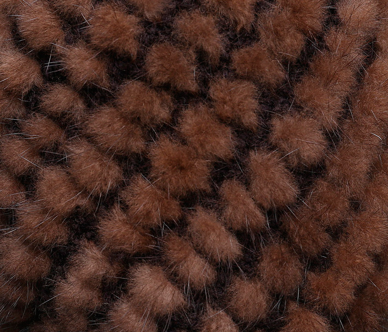 Tricots en fourrure pour l'automne et l'hiver