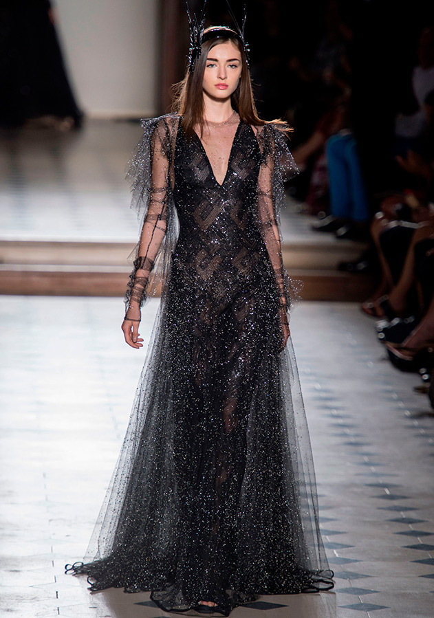 Robe de soirée noire et argentée